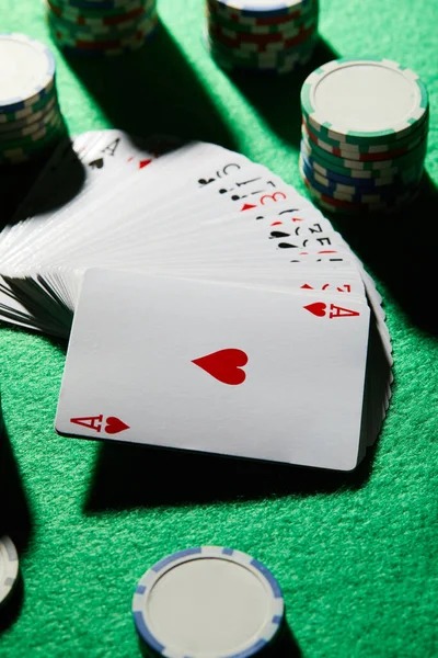 Live baccarat studio loading on a mobile screen at raya 999